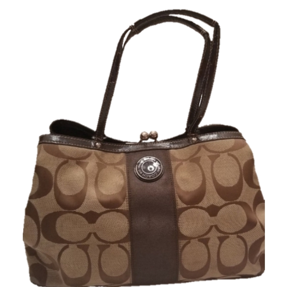 COACH D1232-F19190 Signature Stripe kisslock